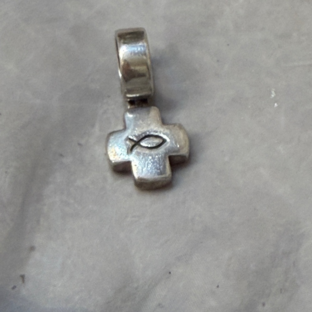 RETIRED Silpada Silver Cross Necklace Pendant